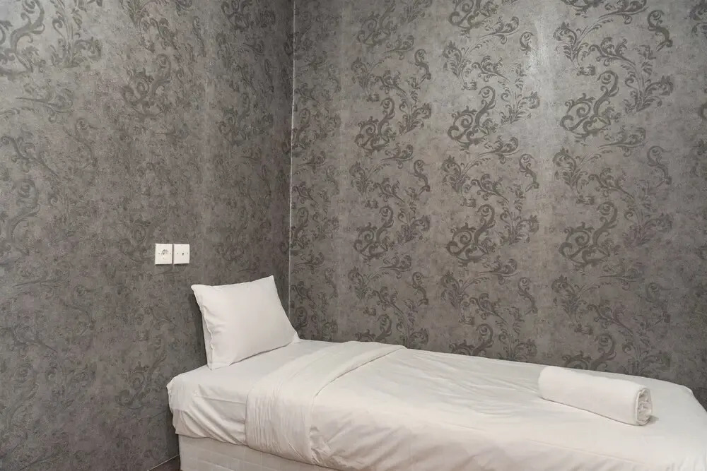 Good And Homey 2Br At Nifarro Park Apartment
