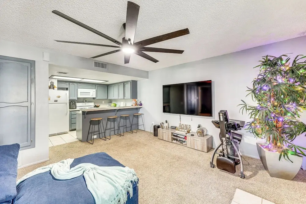 Ground-level Getaway: 3 Mi to Bullhead City Parks