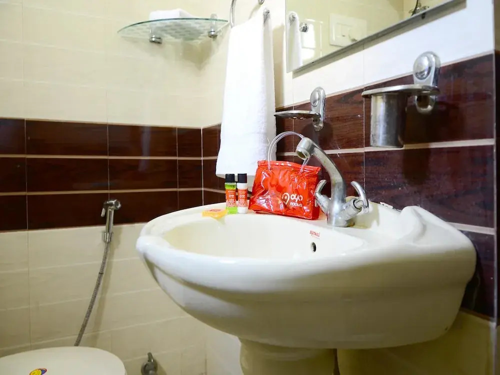 OYO Rooms IGI Airport 3