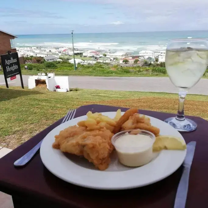 Agulhas Heights self-catering cottages BEST OCEAN VIEWS