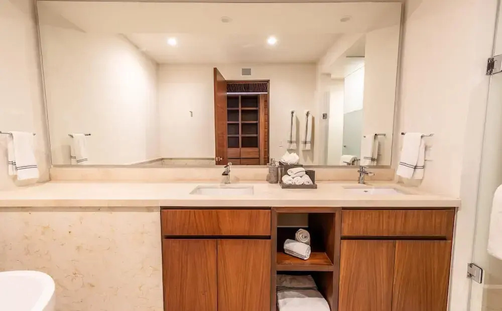 Tau Residences