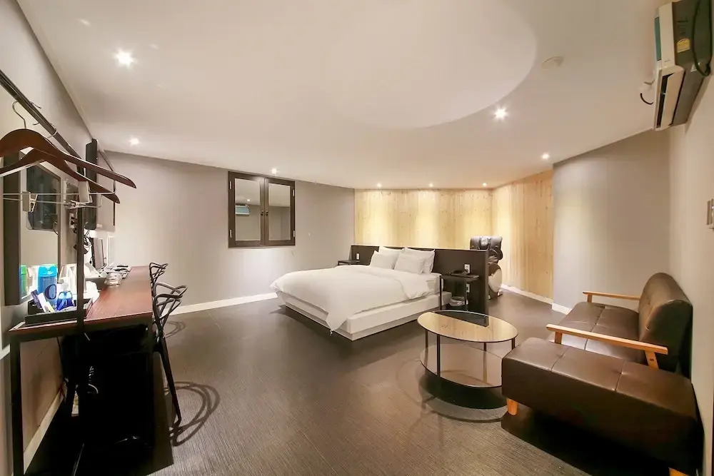 HoTel KINO