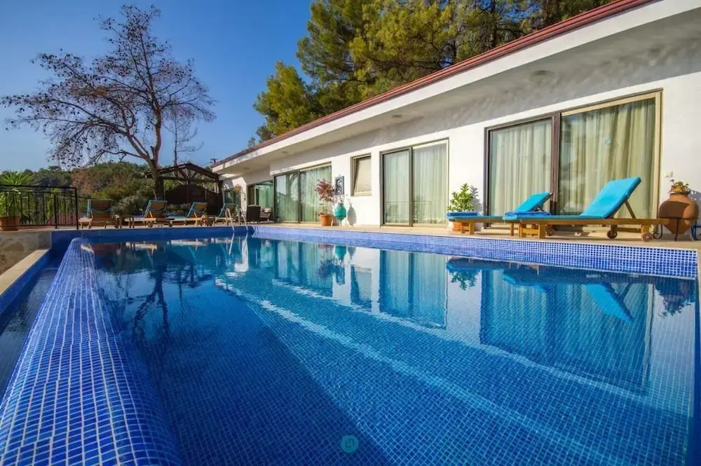 Villa Ella