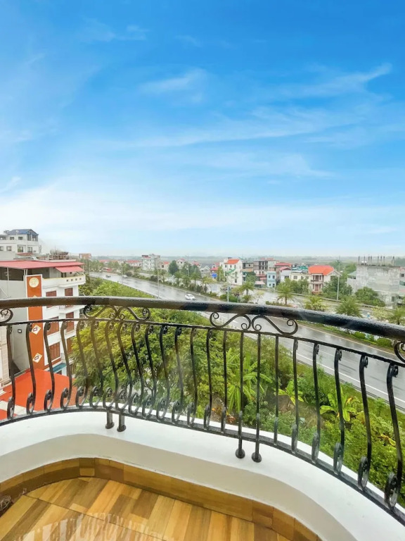 Chemisit Nội Bài Airport Hotel