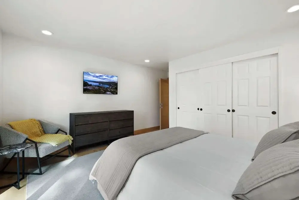 NEW Zephyr Cove Zen - Hot tub & Summer Pool