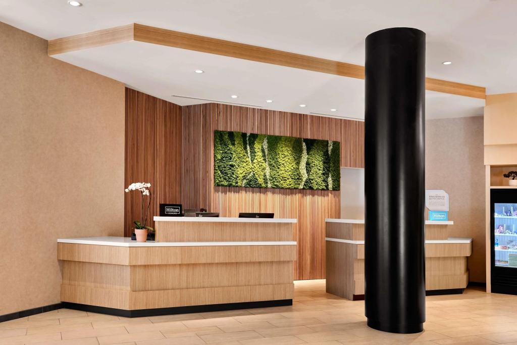 Отель Hilton Garden Inn LAX Los Angeles Airport