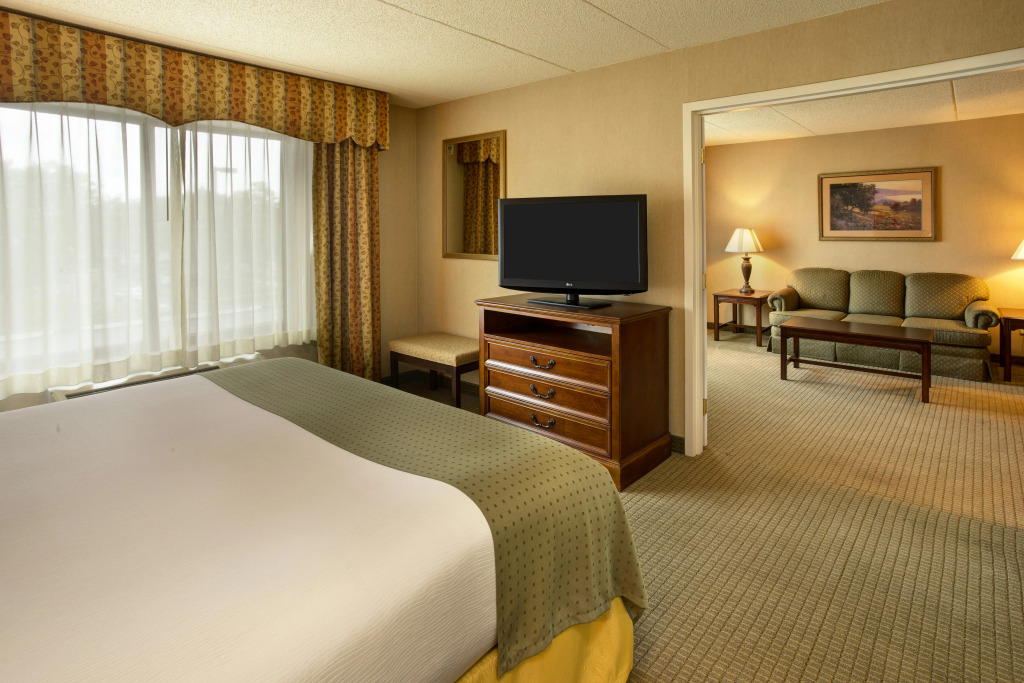 Holiday Inn Hotel & Suites Ann Arbor University of Michigan Area by IHG