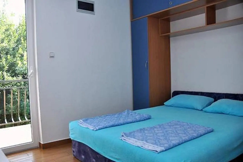 Apartments Marinovac