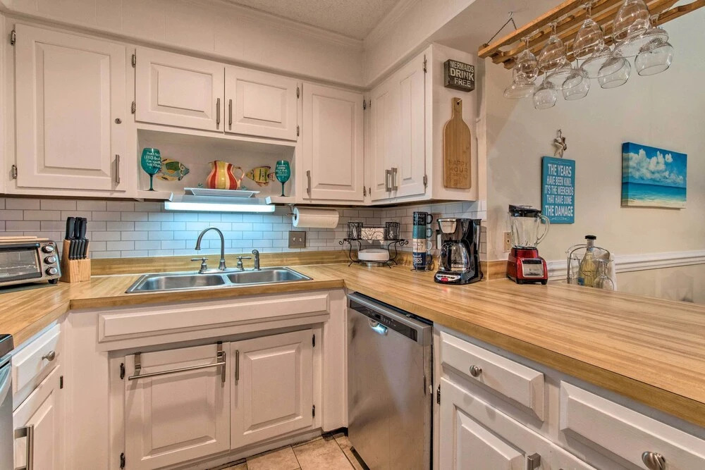 Topsail Beach Oceanfront Oasis w/ Stunning Views!
