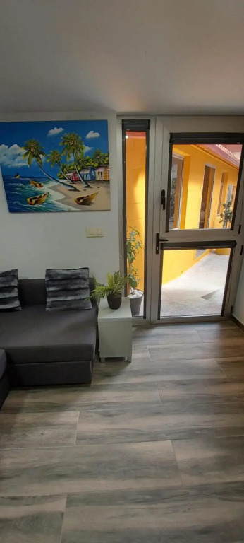 Apartamento con Patio cerca de la playa