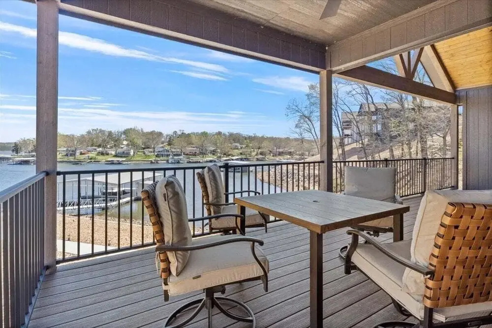 Accessible Lakeside Luxury at the 45mm w/ Private Dock, Sunset Views & More