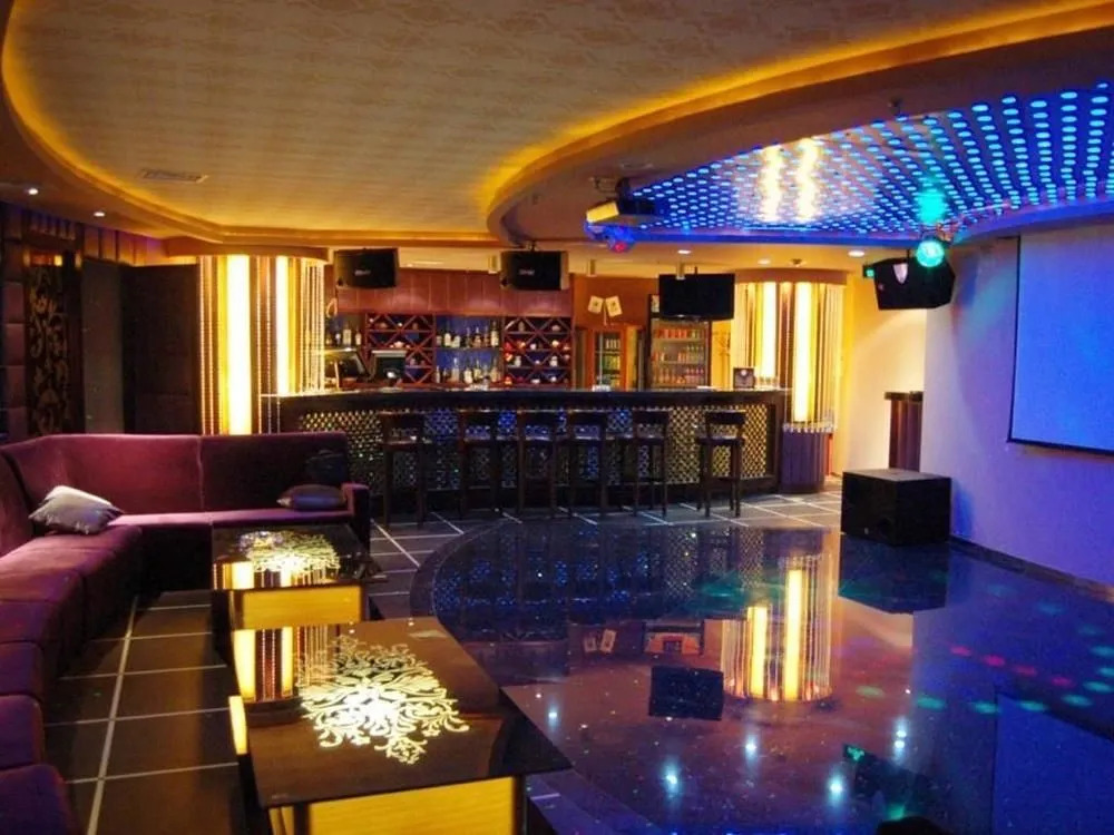 Yichang Guobin Garden Hotel