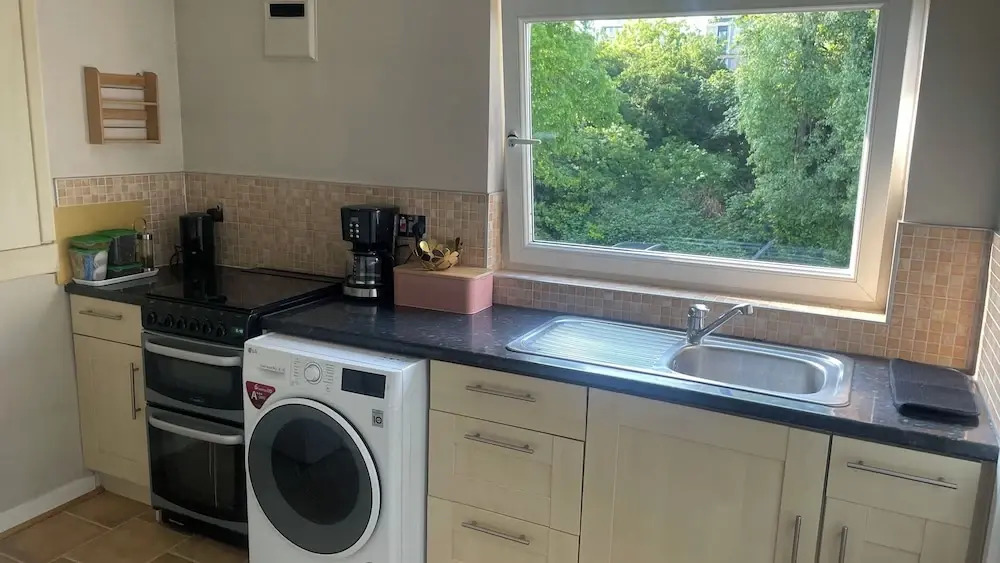 Cosy 1-bed Flat, Family Friendly, Free Parking
