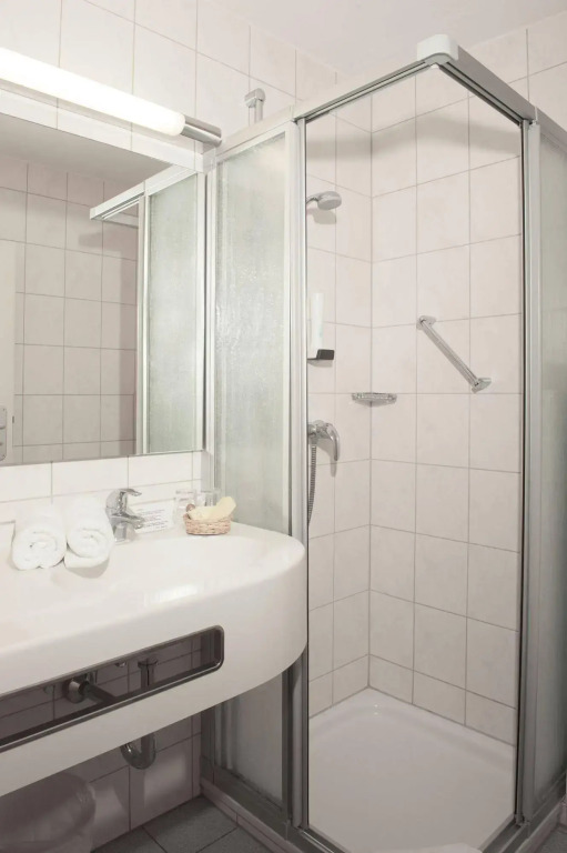 Hotel Seeblick & Ferienwohnung