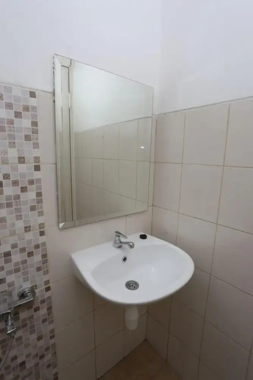 Capital O Iconic Rooms @ Golden City