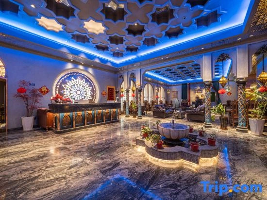 Guoyu Grand Hotel (Hetian Yulong Kashi River Yudu City Branch)