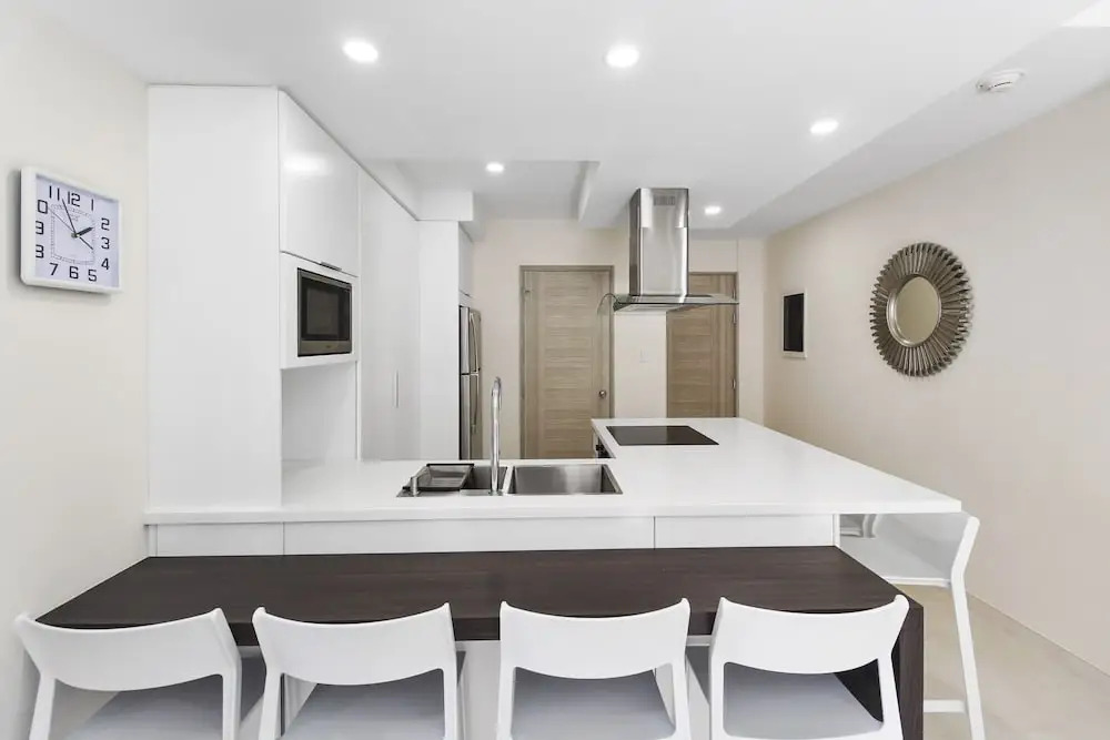Aracari Residences by Bocobay - Luxury Condos 5 min Walk to Ritz and Palm Beach
