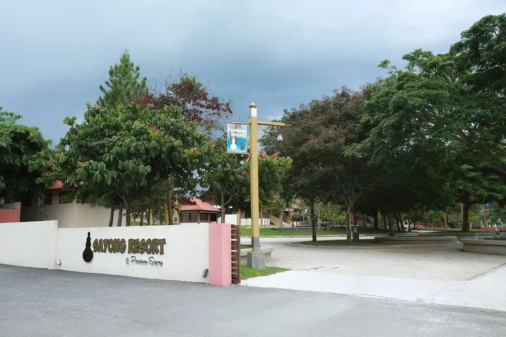 Sayong Resort