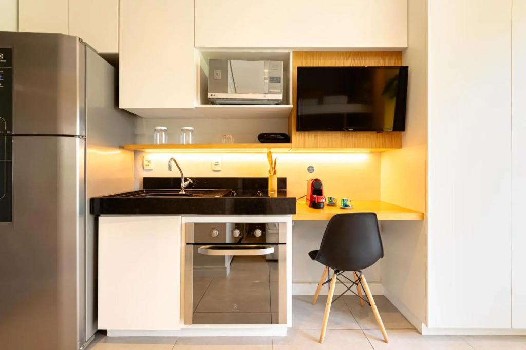 Easy Star - Moderno Studio ao lado da Faria Lima - FE02G