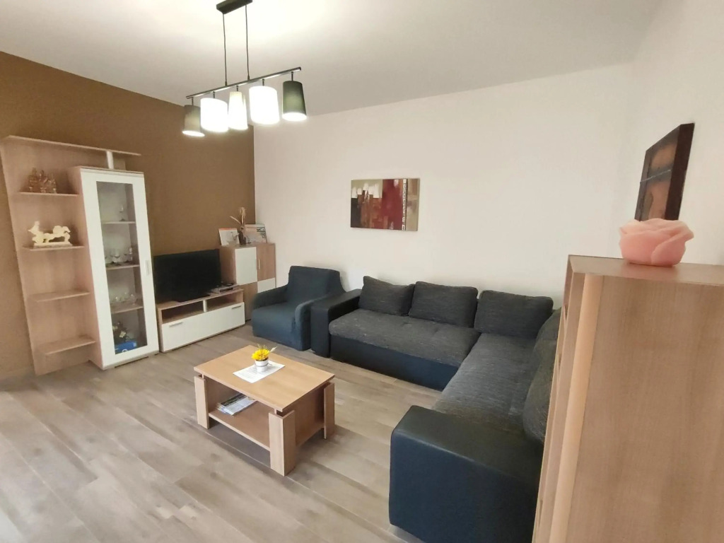 Apartments Azalea - 10 Min Walk to Beach & Umag Old Town