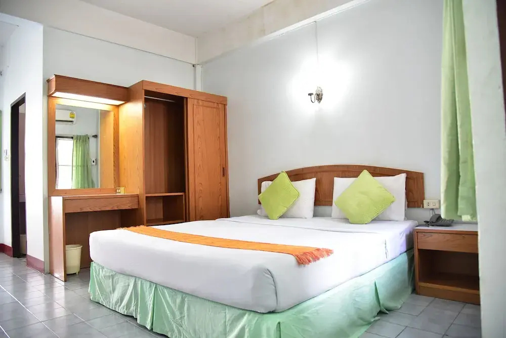 Dragon Serviced Apartment