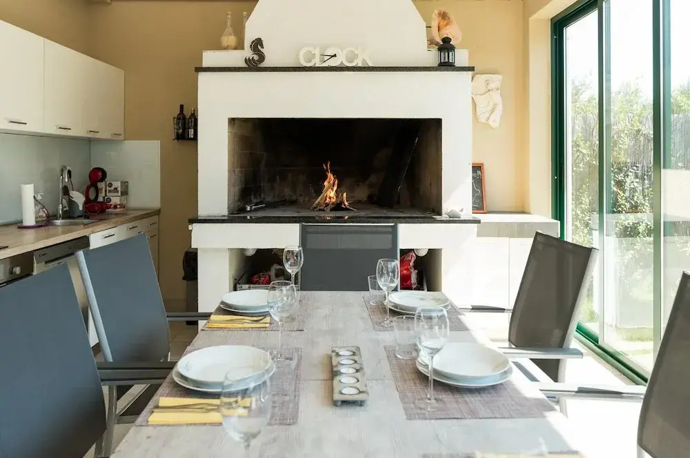 Luxury Villa with Heated Pool, Terrace, and Outdoor Amenities for Relaxation