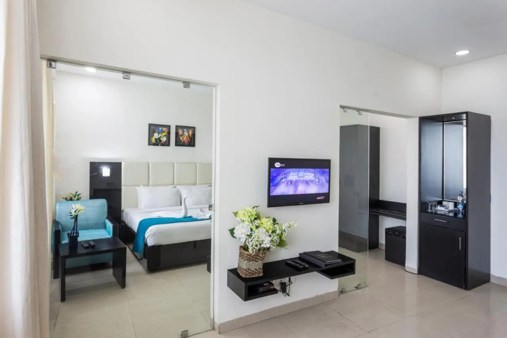 MM Continental Hotel