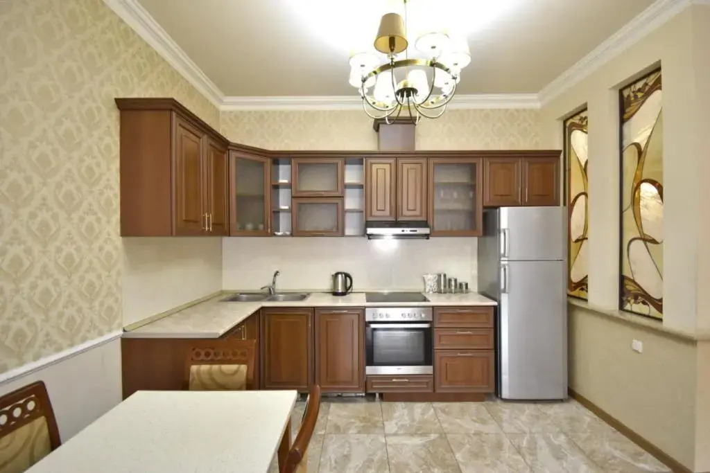 Northern Avenue, 2 bedrooms Unique, Luxury apartment with Special Open balcony HH567
