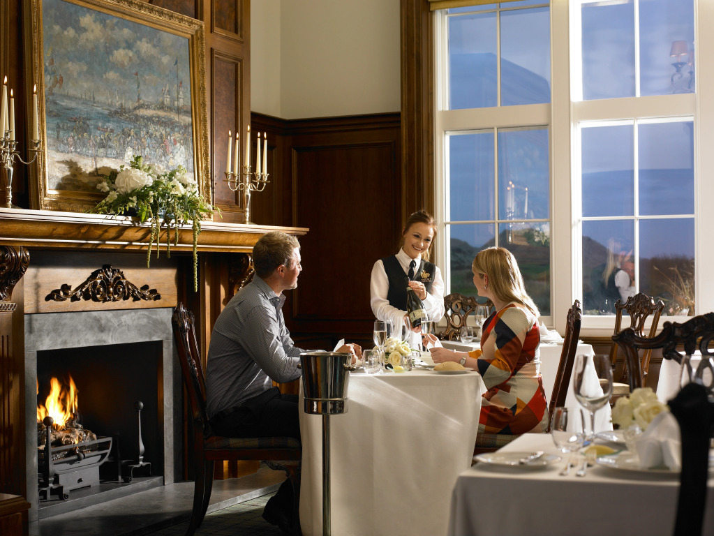 Trump MacLeod House & Lodge, Scotland