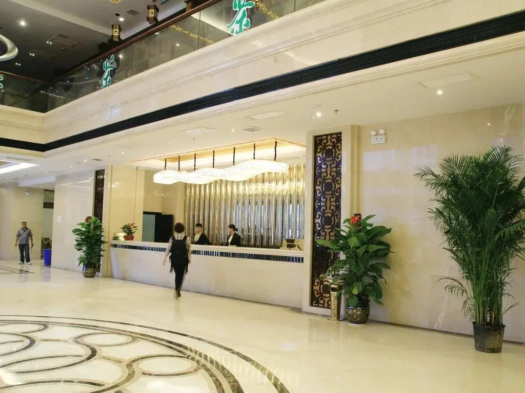Meyes International Hotel