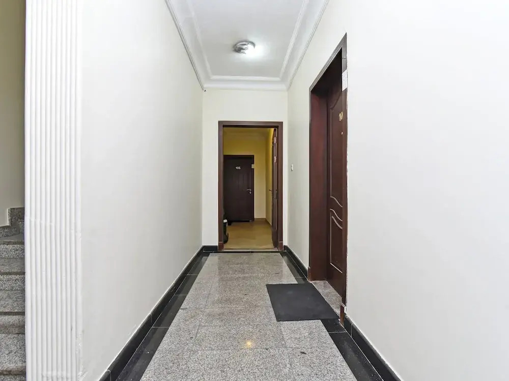 OYO 415 Golden Gate Hotel