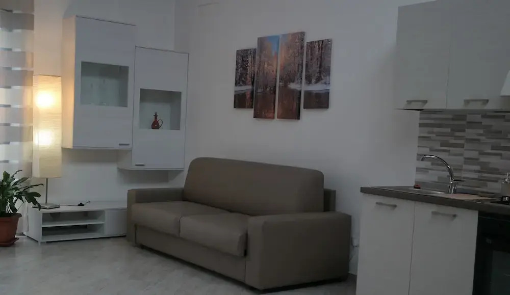 Paradeisos Residence Sas