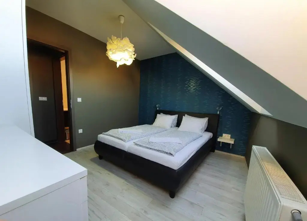 INTRO Apartman