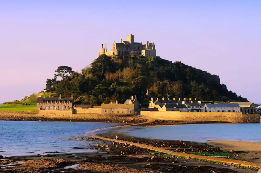 Cosy 2BR Penzance Stay Sleeps 3 Near Seafront