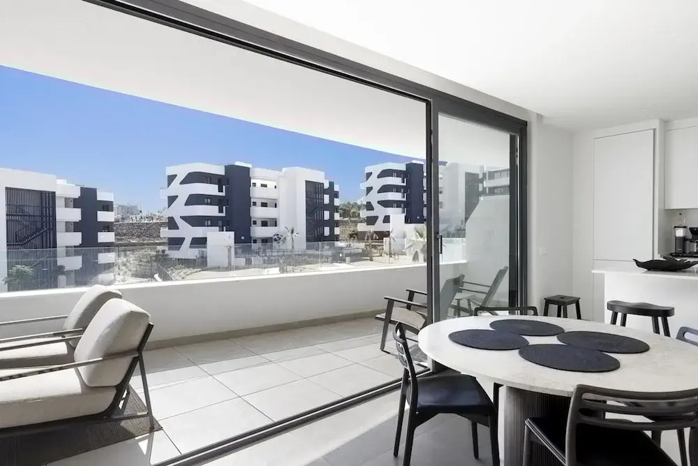 Luxury Apartment With Terrace in Higueron