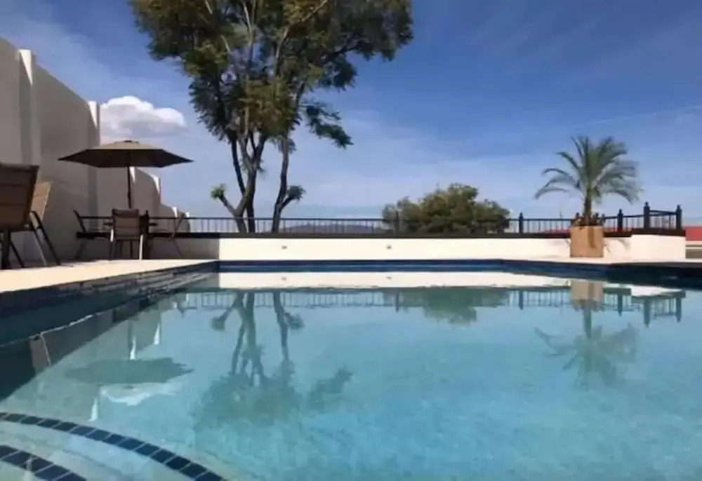 HOTEL CANDELERO