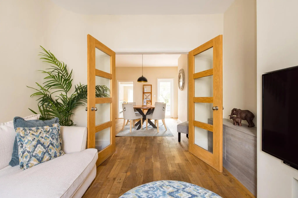 Salisbury Residences by Charles Hope