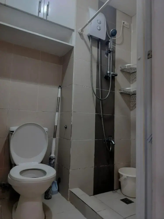 Luxurious Condo in Quezon City With Private Pool