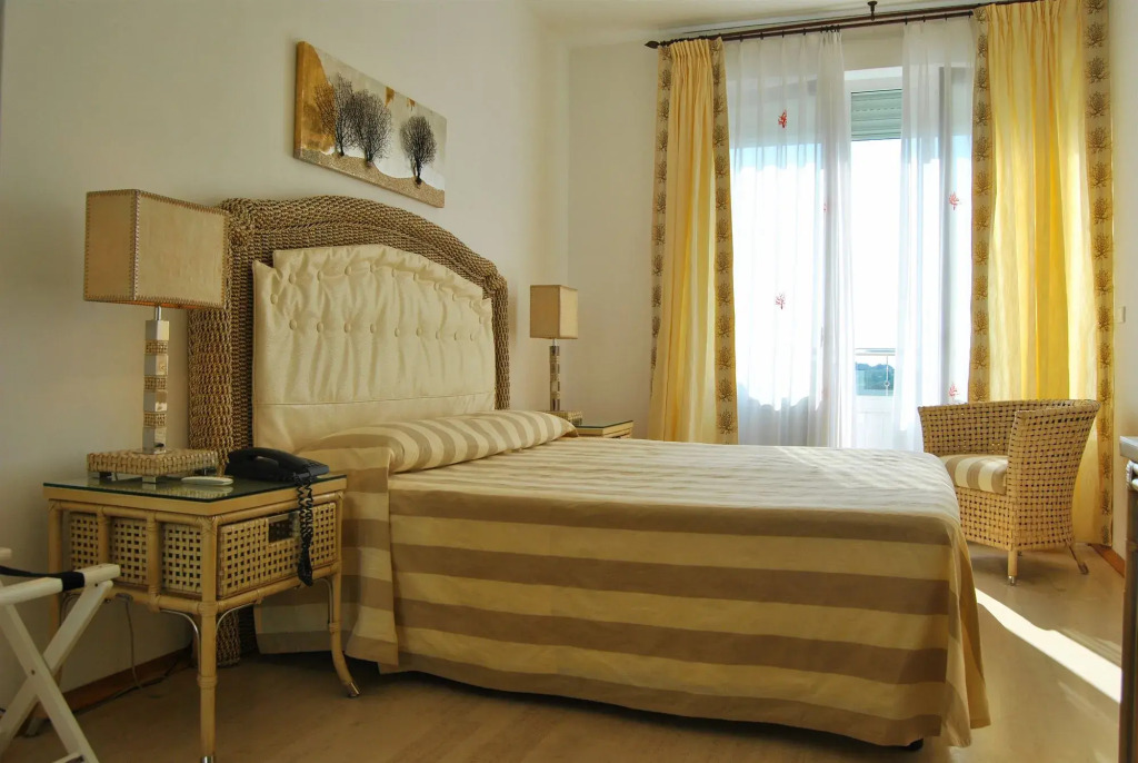 Relais Valle DellIdro - Rooftop & Sea View, Otranto