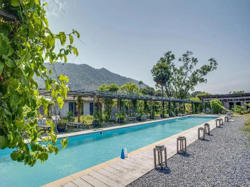Artisan koh yao yai handcraft beachfront villas
