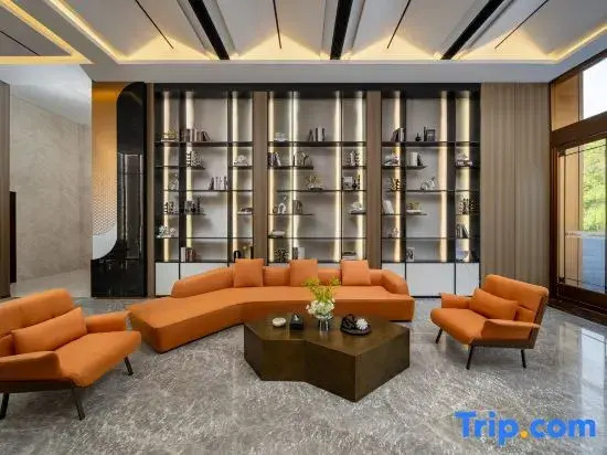 Molin Hotel (Zhuzhou High-Speed Railway West Station Liyu Industrial Park)
