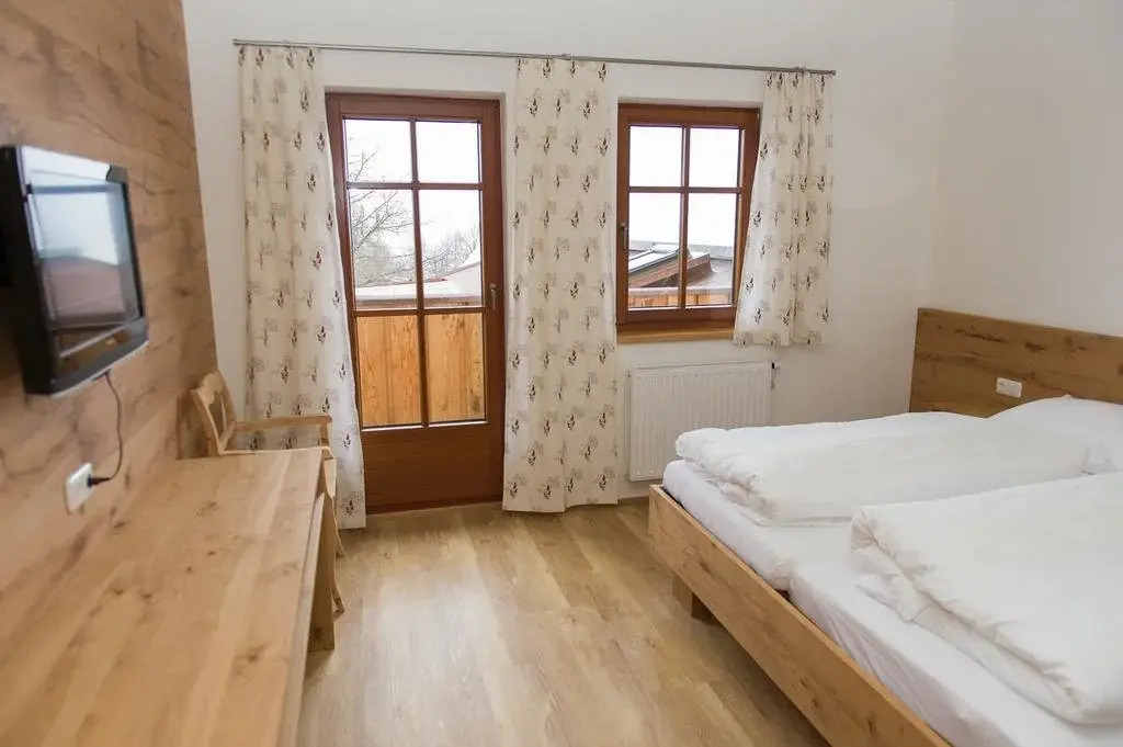Gmundnerberghaus - ROOMS