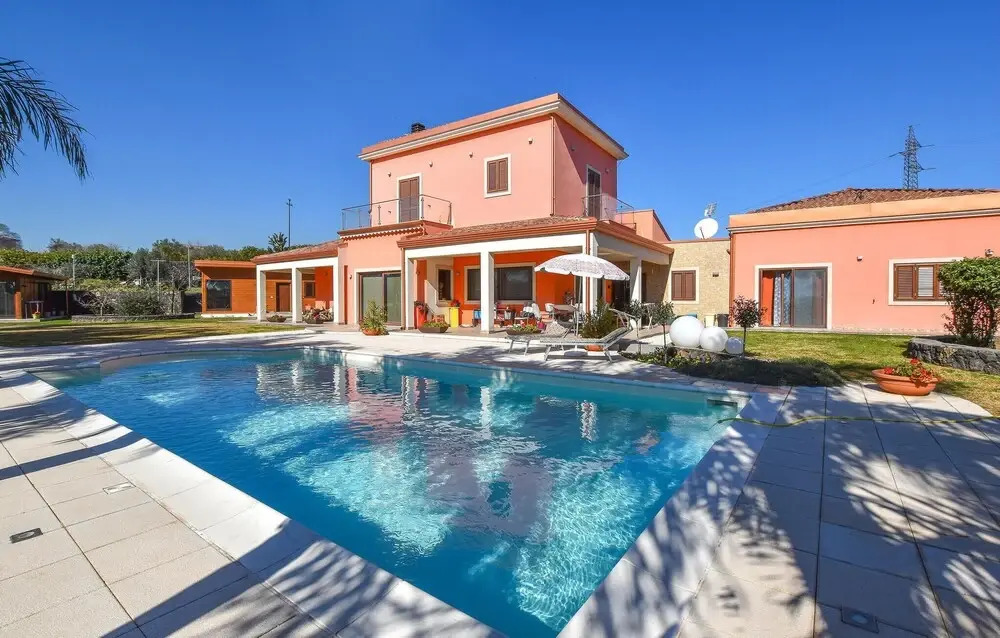 Amazing Home in Acireale With 2 Bedrooms, Outdoor Swimming Pool and Swimming Pool