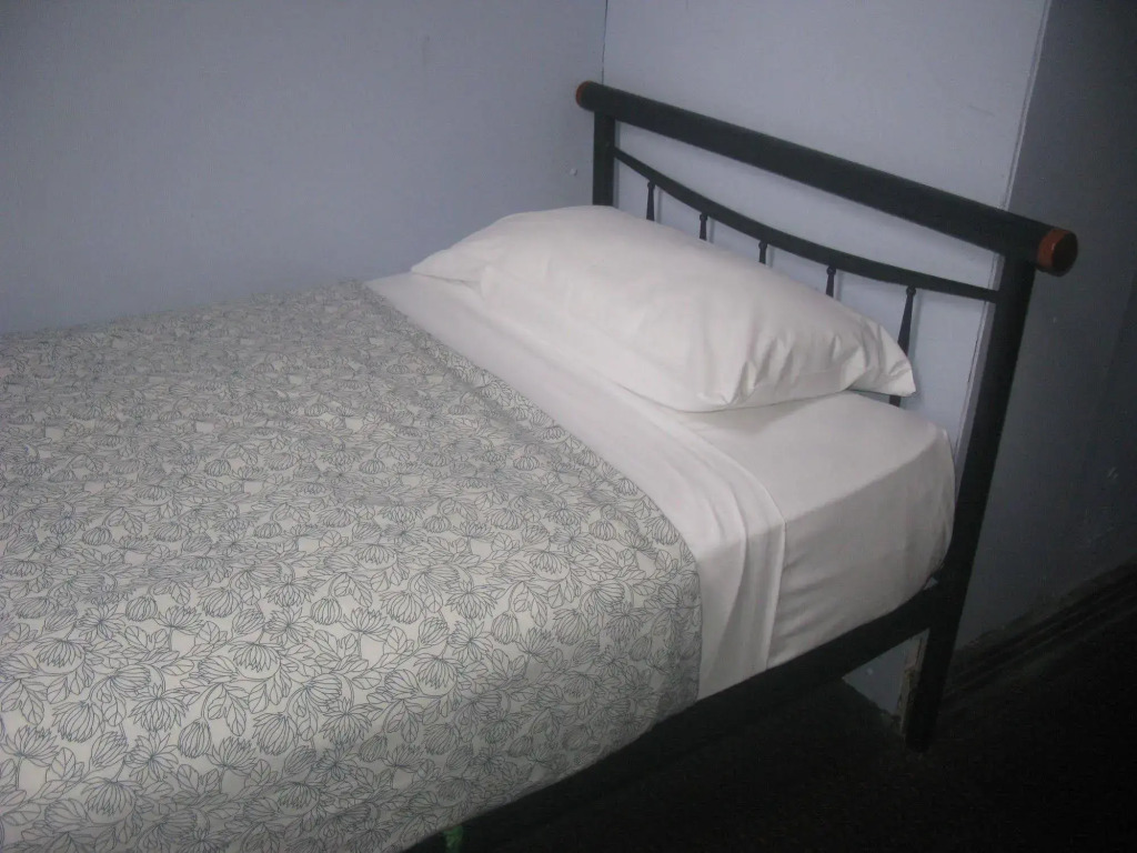 The Old Swan Barracks - Hostel