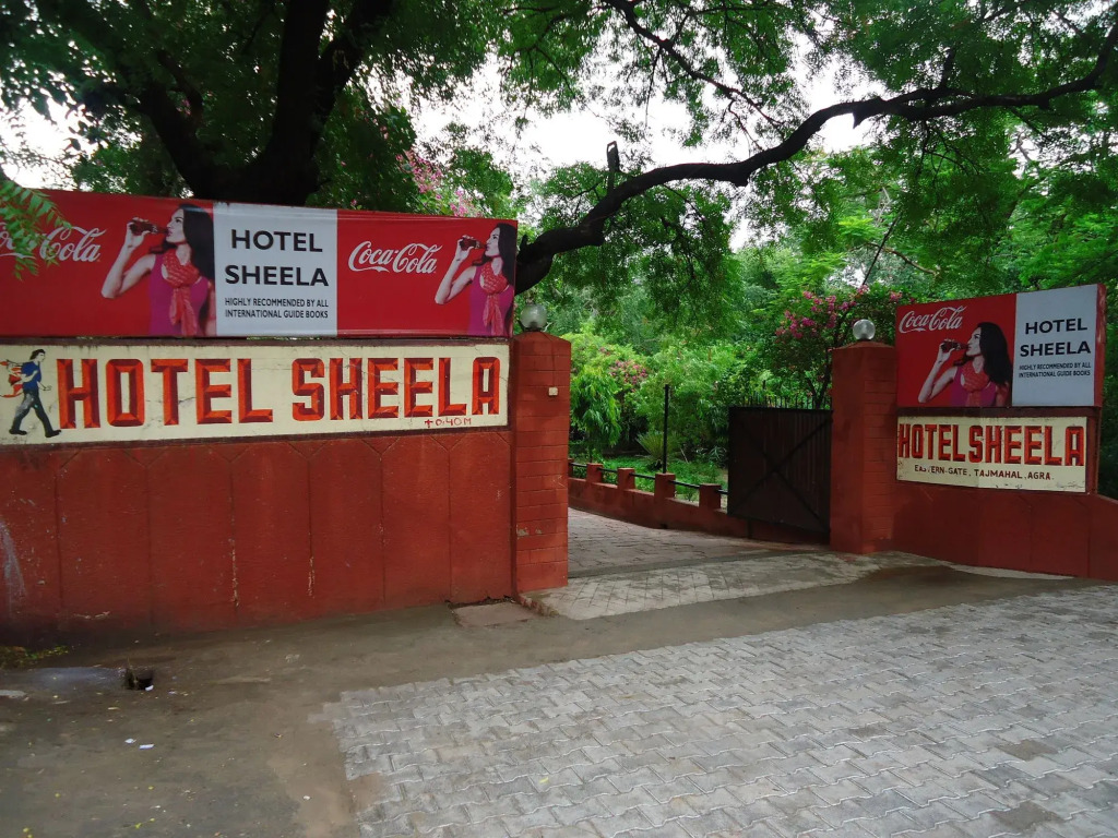 Hotel Sheela, 100m from Taj Mahal