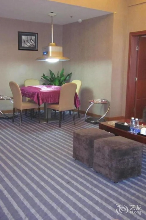 Jinyuanfen Four Seasons Hotel