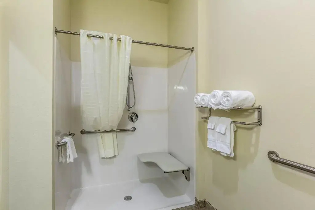 Cobblestone Inn & Suites Fairfield Bay