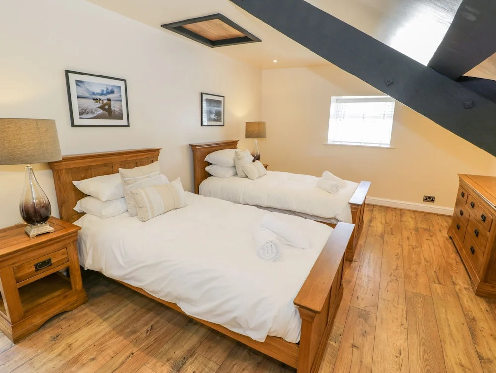 The Creel Apartment
