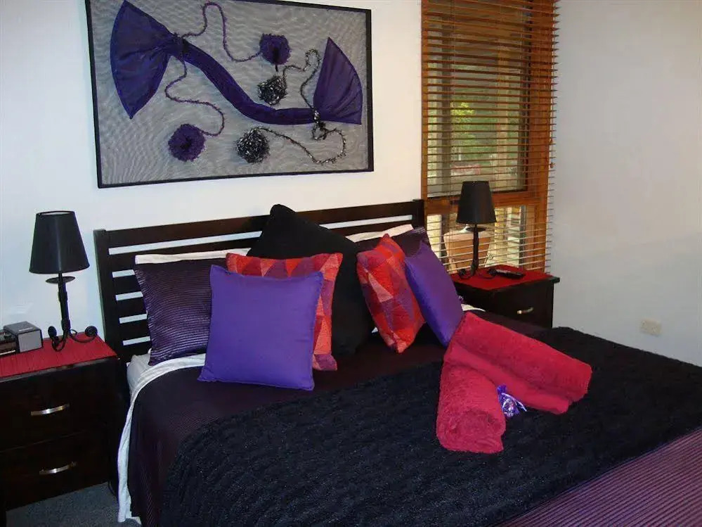 Sunway Farm Bed & Breakfast and Rosebud Cottage