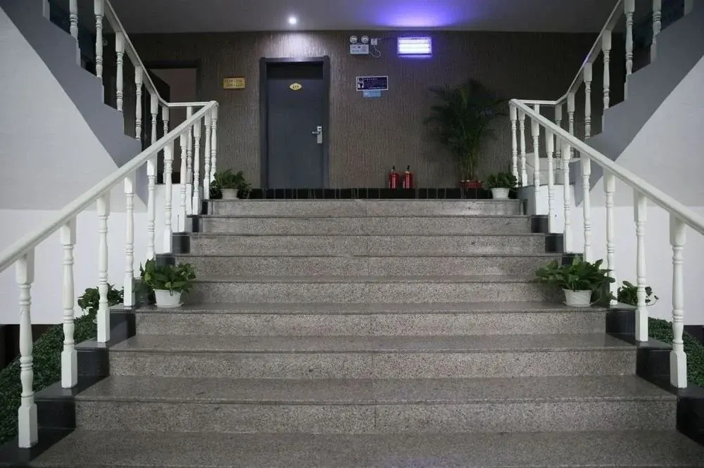 Jiaozuo Impression Holiday Hotel